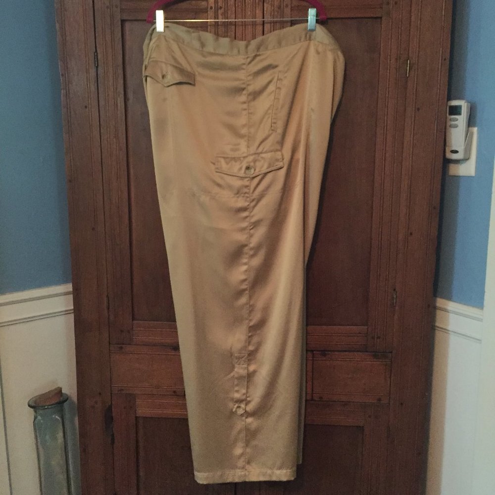 Cargo/Convertable Capri Pants